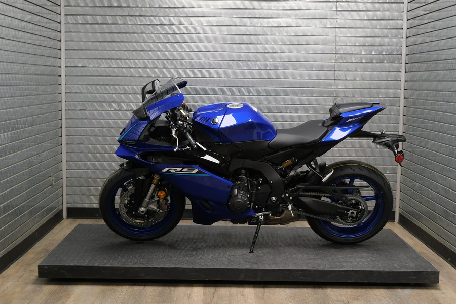 2026 YAMAHA YZFR9