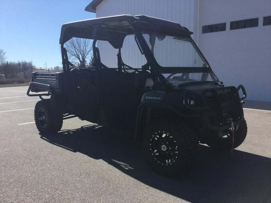 2024 John Deere 4-Passenger Gator™ XUV825M S4