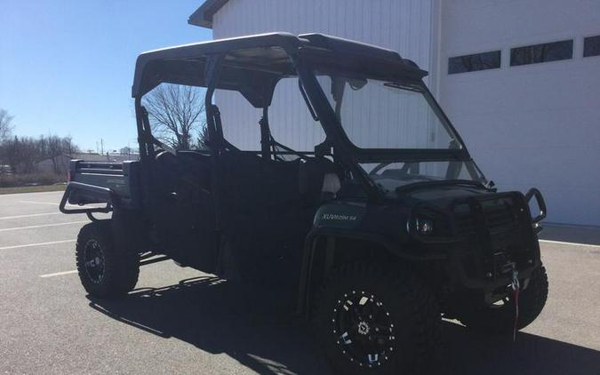 2024 John Deere 4-Passenger Gator™ XUV825M S4