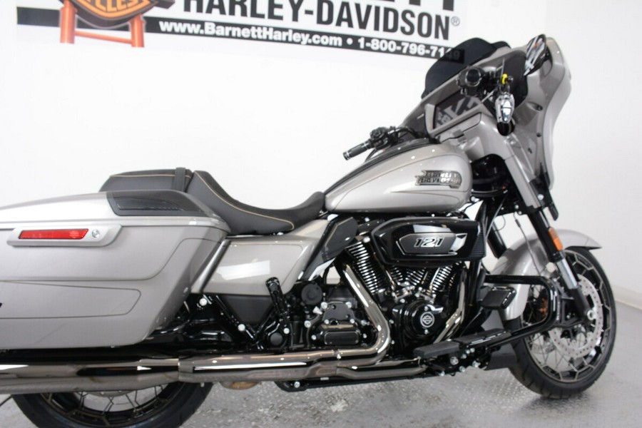 2023 Harley-Davidson FLHXSE CVO™ Street Glide