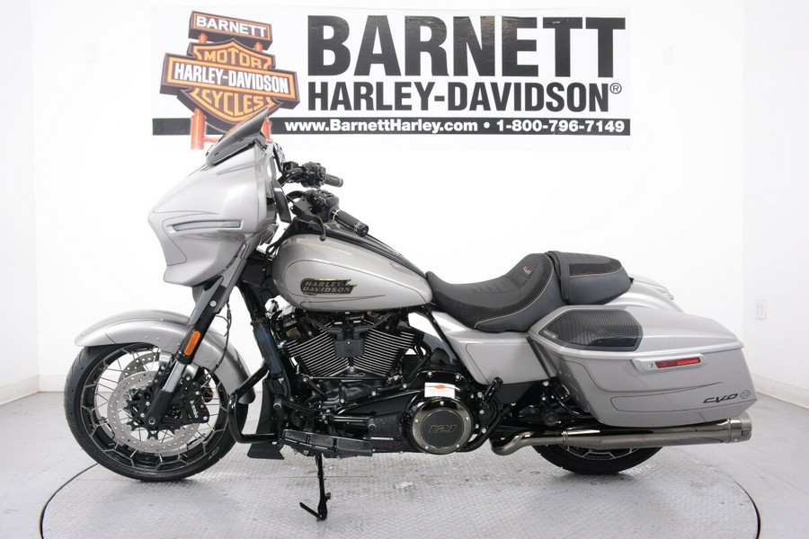 2023 Harley-Davidson FLHXSE CVO™ Street Glide
