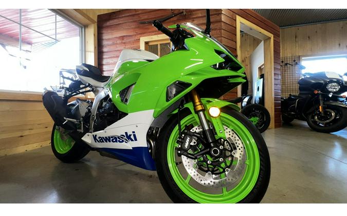 2024 Kawasaki Ninja ZX-6R ABS KRT Edition - LIME GREEN/PEARL CRYSTAL WHITE/BLUE