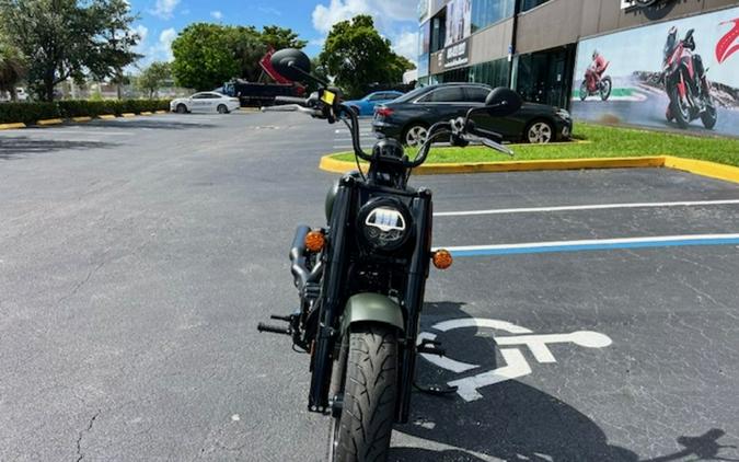 2022 Indian Motorcycle® Chief® Bobber Dark Horse® Sagebrush Smoke