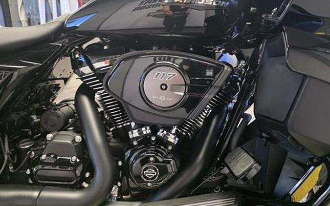 2025 Harley-Davidson Road Glide Base