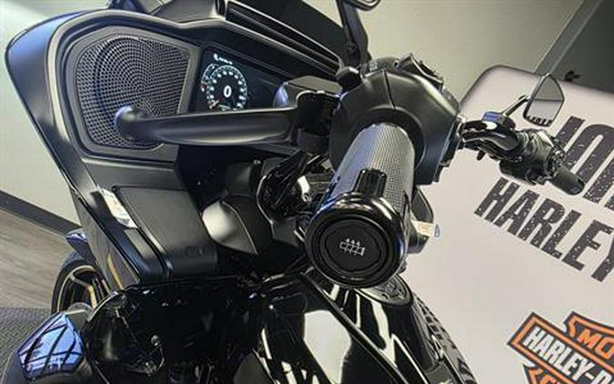 2025 Harley-Davidson Road Glide Base