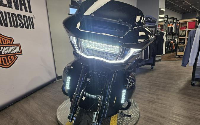 2025 Harley-Davidson Road Glide Base