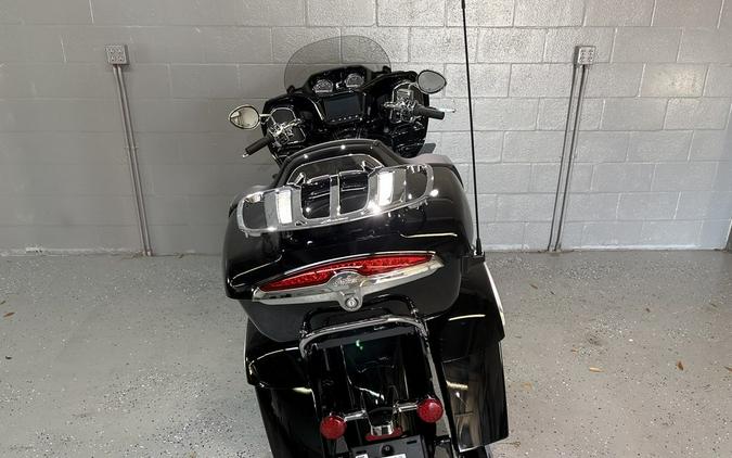 2025 Indian Motorcycle® Pursuit® Limited w/PowerBand Audio Black Metallic