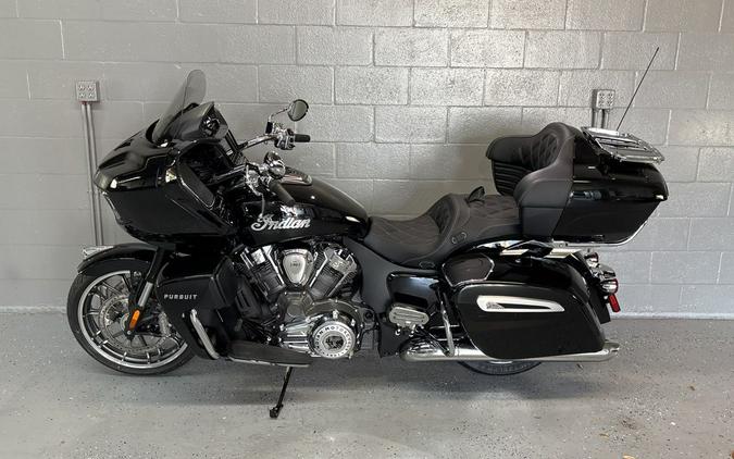 2025 Indian Motorcycle® Pursuit® Limited w/PowerBand Audio Black Metallic