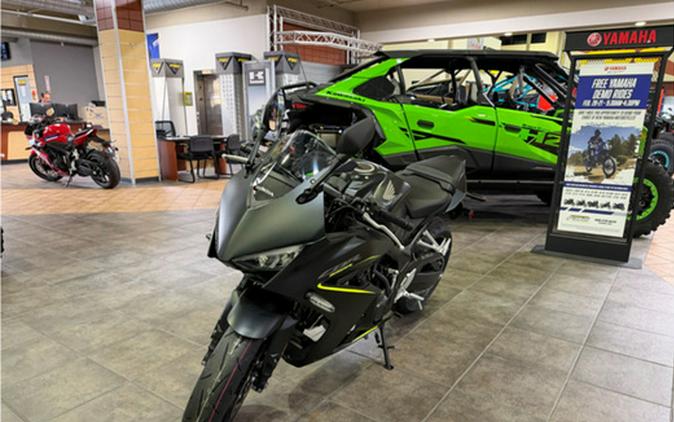 2026 Honda CBR650R E-Clutch