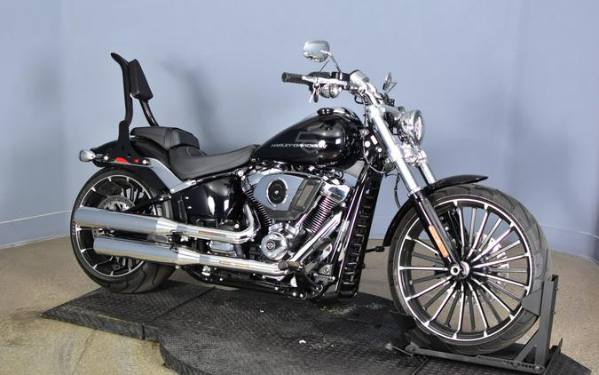 2025 Harley-Davidson Breakout Vivid Black
