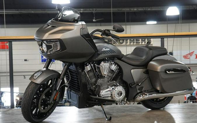 2023 Indian Motorcycle® Challenger® Titanium Smoke