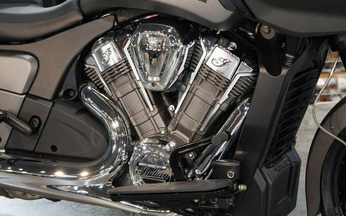 2023 Indian Motorcycle® Challenger® Titanium Smoke