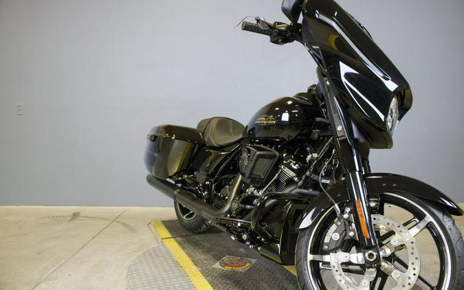 2024 Harley-Davidson® FLHX - Street Glide®