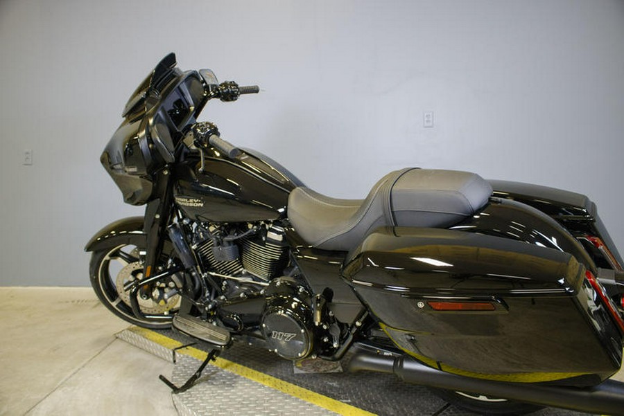 2024 Harley-Davidson® FLHX - Street Glide®