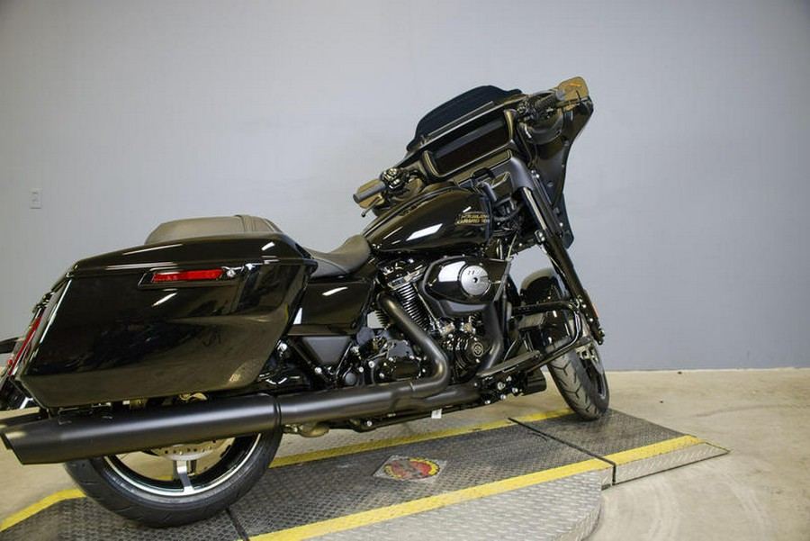 2024 Harley-Davidson® FLHX - Street Glide®