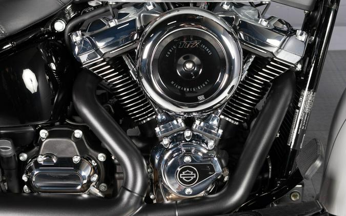 2025 Harley-Davidson Heritage Classic FLHC