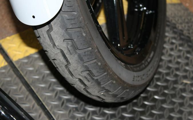 Harley-Davidson Street Bob® 2025 FXBB 84588615 BILLIARD GRAY