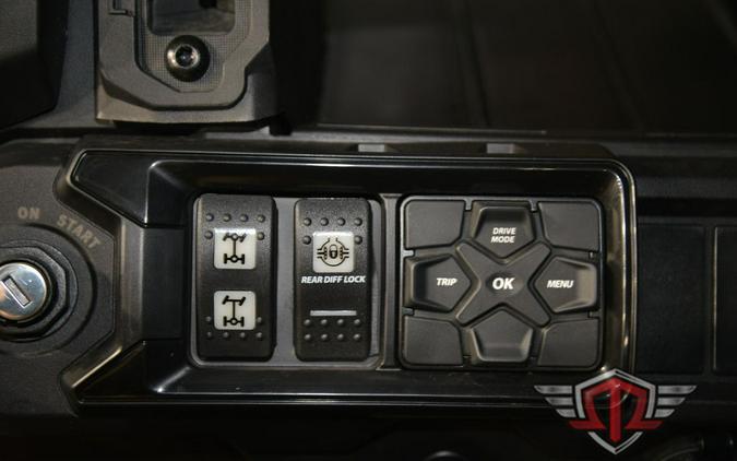 2025 Can-Am Defender XT HD7