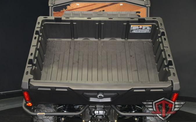 2025 Can-Am Defender XT HD7