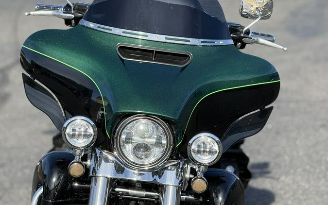 2015 Harley-Davidson® FLHTKL - Ultra Limited Low