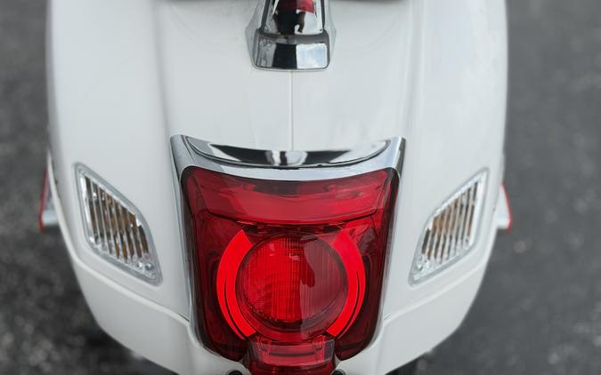 2022 Vespa GTS Super 300 Sport - 03797T