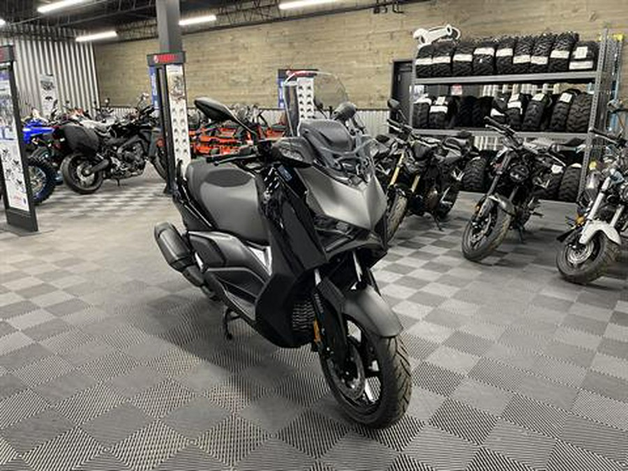 2025 Yamaha XMAX