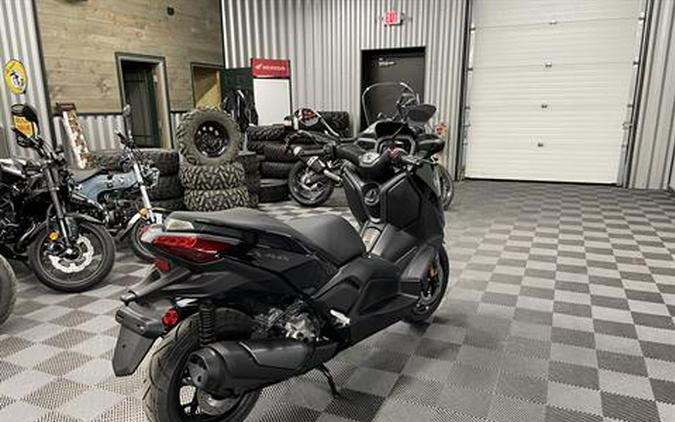 2025 Yamaha XMAX