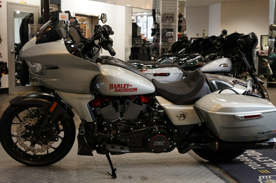 New 2025 Harley-Davidson CVO Road Glide ST Motorcycle For Sale In Raleigh, North Carolina