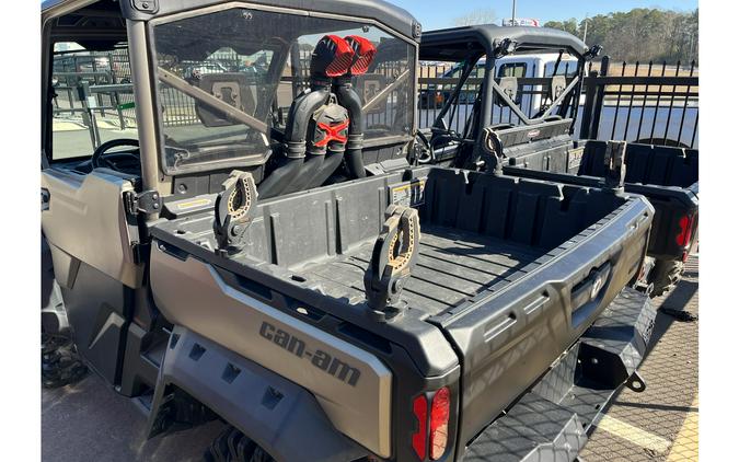 2023 Can-Am Defender X mr HD10