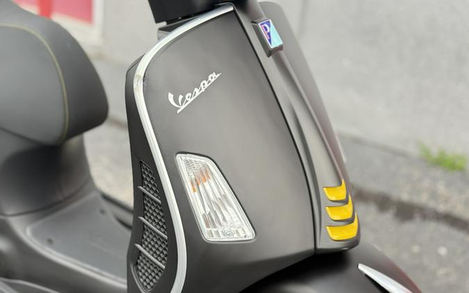 2022 Vespa GTS Super 300 Sport - 04127T