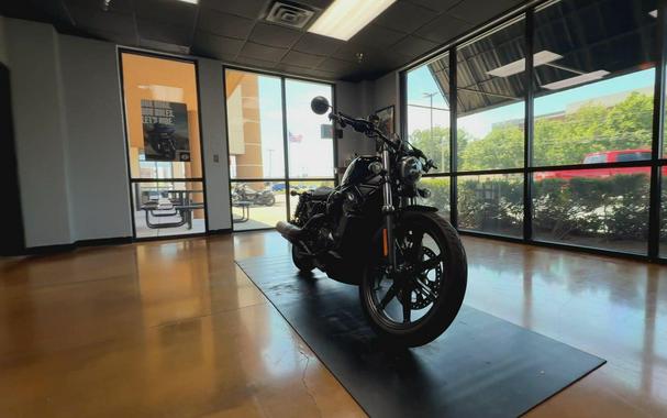 2025 Harley-Davidson® Nightster® Vivid Black