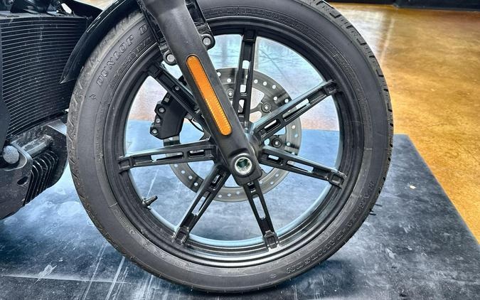 2025 Harley-Davidson® Nightster® Vivid Black