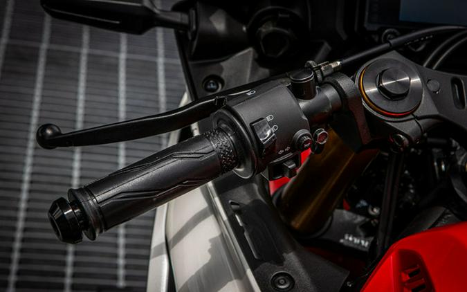2026 Yamaha YZF-R3 70th Anniversary Edition R3