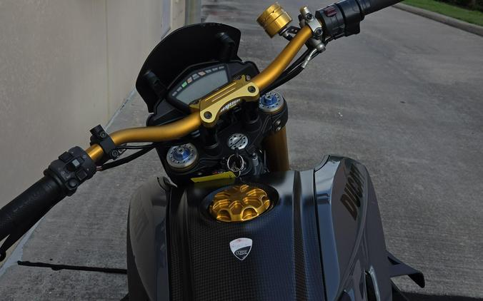 2018 DUCATI HYPERMOTARD 939 SP