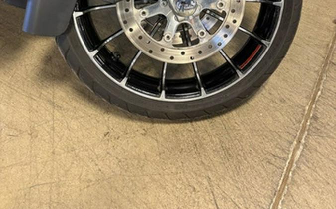 2018 Harley-Davidson FLHXSE - CVO Street Glide