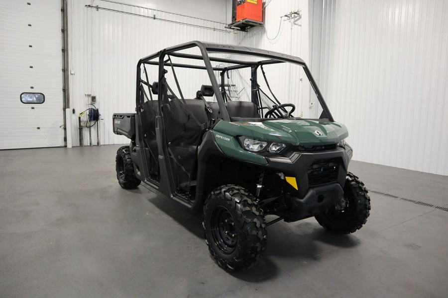 2023 Can-Am® Defender MAX HD7