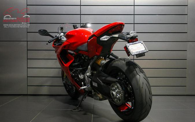 2023 Ducati SuperSport 950 S Ducati Red