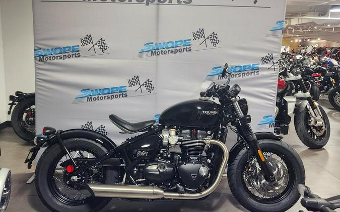 2024 Triumph Bonneville Bobber Jet Black