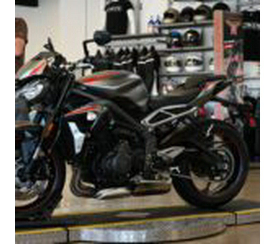 2022 Triumph Street Triple R Low