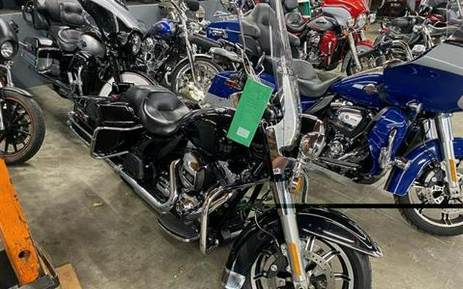 2016 Harley-Davidson FLHP