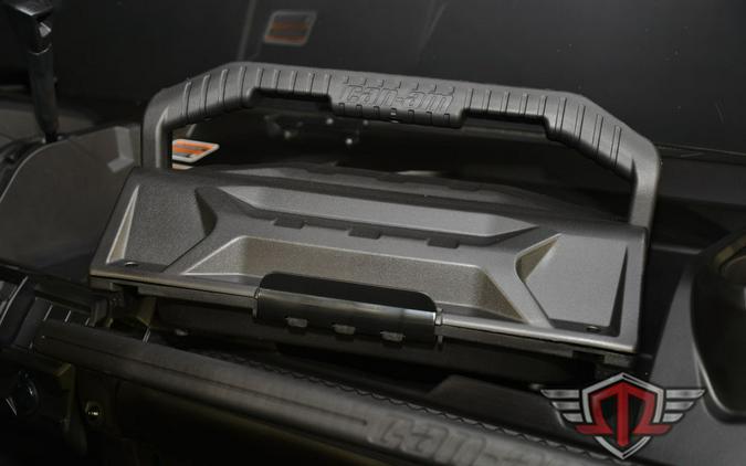 2025 Can-Am Defender MAX Lone Star