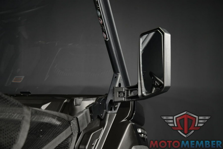 2025 Can-Am Defender MAX Lone Star