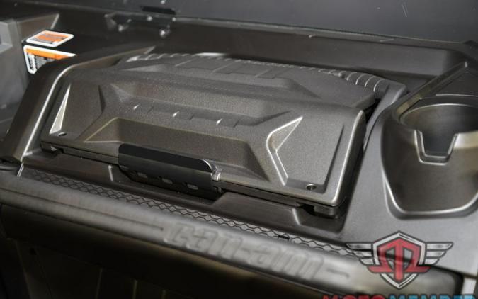 2025 Can-Am Defender MAX Lone Star