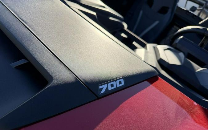 2026 Can-Am Commander XT 700