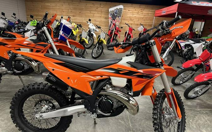 2025 KTM XC 300