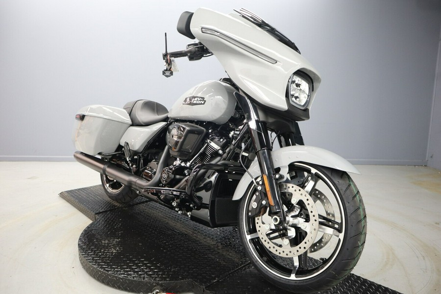 2025 Harley-Davidson Street Glide FLHX