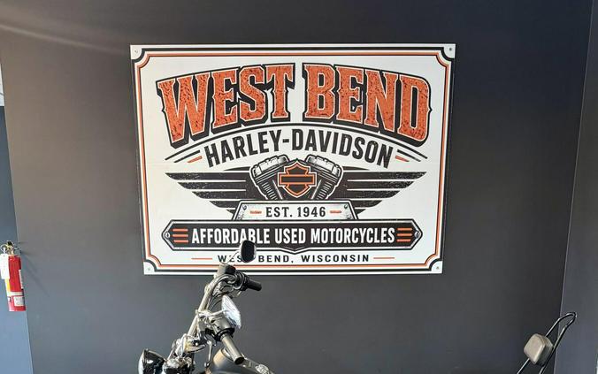 2016 Harley-Davidson Street Bob Charcoal Pearl