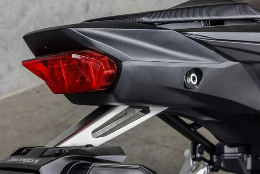 2026 Honda CB750 Hornet E-Clutch