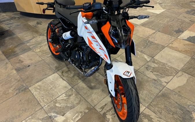 2024 KTM Duke 250