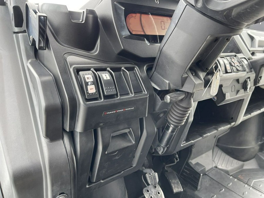 2023 Can-Am® Defender MAX Lone Star HD10